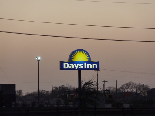 tx daysinn.JPG